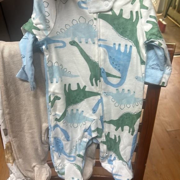 Boys 0 -3 months sleepers - Picture 3 of 5